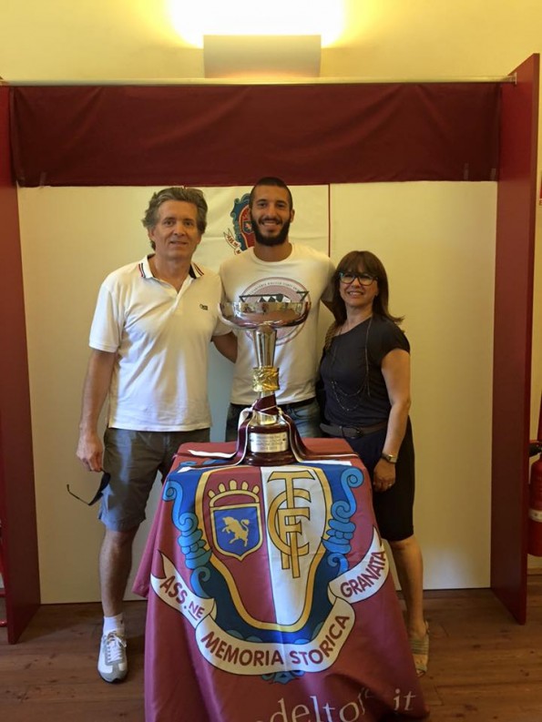 Matteo Fissore con la Coppa al Museo